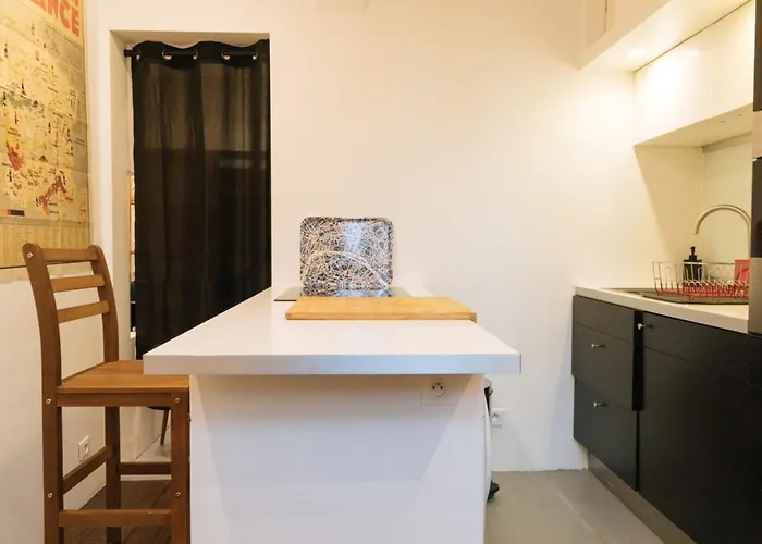 Cosy & Stylish Large Voltaireoberkampf! Apartment *